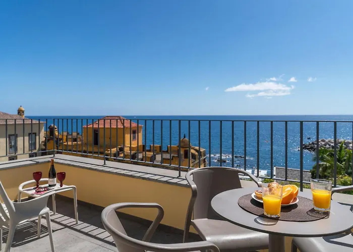 Fort Of Old Town Apartments By Ourmadeira